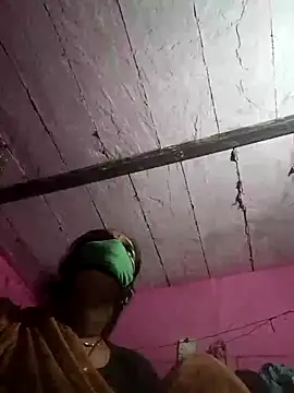 Snapshot of Hot_ashna chatting on 09-14-25, 02:38 Hot ashna online show from 09-14-25, 02:38