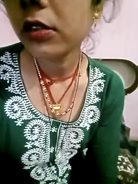 Snapshot of Hot_ashna chatting on 10-01-25, 06:14 Hot ashna online show from 10-01-25, 06:14