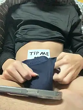 themloncuaem online show from 10-31-25, 12:50