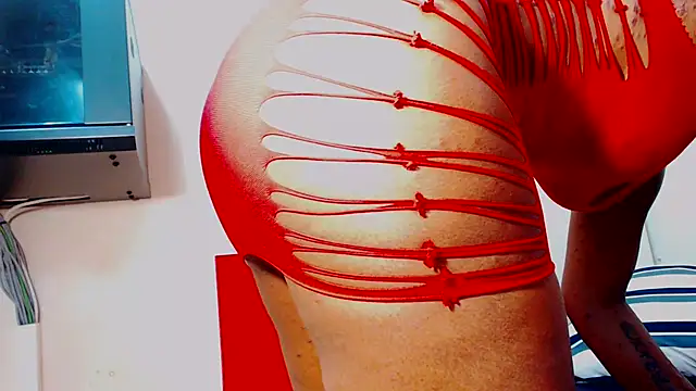 FreakyScarlet00 online show from 11-07-25, 03:56