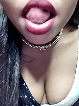 priyanka1345 online show from 09-10-25, 02:39