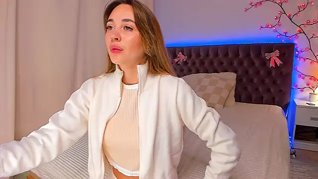 AlexaWilds online show from 10-09-25, 05:27