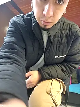 abnerdam01 online show from 10-25-25, 04:57