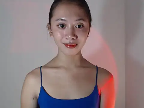 Snapshot of lovely_kiannaHugecock chatting on 10-10-25, 10:09 lovely kiannaHugecock online show from 10-10-25, 10:09