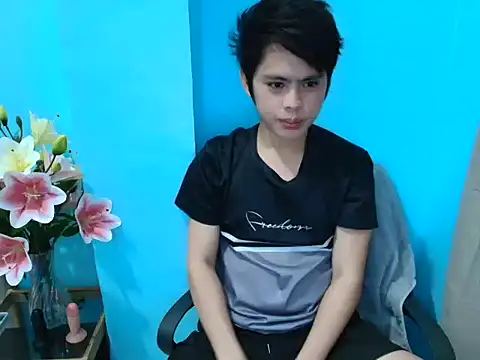 Dhyllan  online show from 09-10-25, 03:39