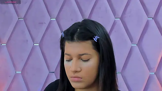 MaskedGirl  online show from 10-21-25, 11:55