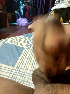 Snapshot of Rajagsmi98 chatting on 11-23-25, 09:42 Rajagsmi98 online show from 11-23-25, 09:42