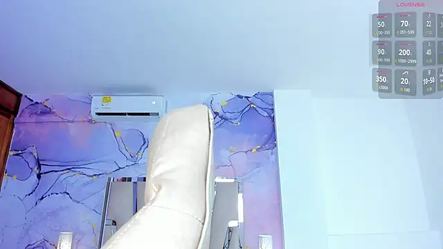 Snapshot of EvaKalifa chatting on 09-20-25, 11:44 EvaKalifa online show from 09-20-25, 11:44