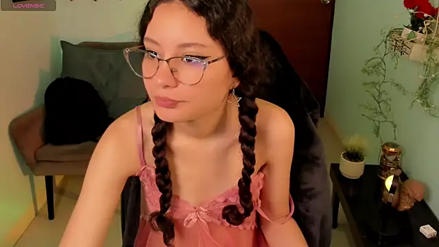 Krysten Riter online show from 11-11-25, 01:44