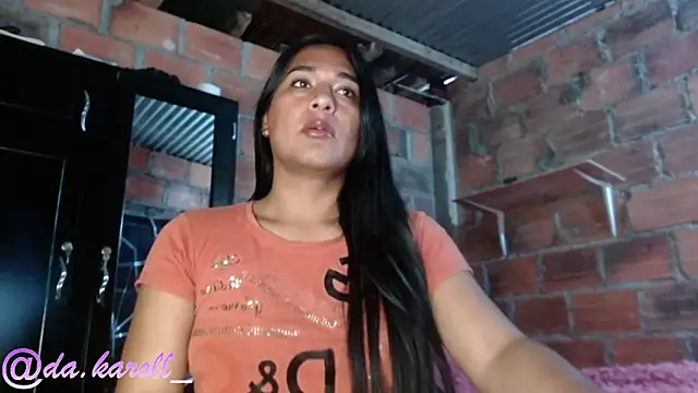Snapshot of _Diviine_karoll_ chatting on 09-15-25, 06:19 Diviine karoll online show from 09-15-25, 06:19