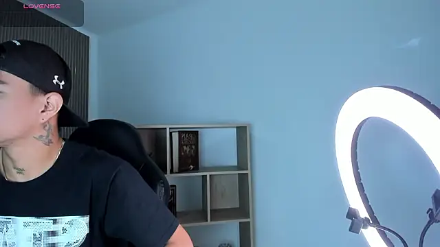 LiamDeep online show from 02-06-26, 08:34