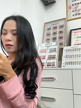 Baby-mmm online show from 10-24-25, 07:16