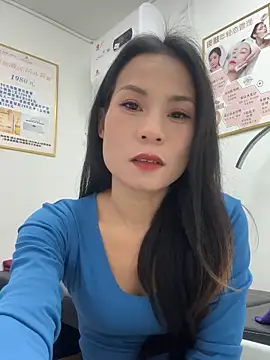 Baby-mmm online show from 12-18-25, 07:25