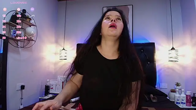 Sara Pasquel online show from 09-13-25, 07:46