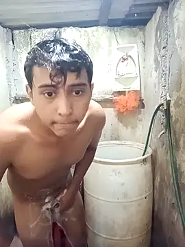 lalop221 online show from 10-20-25, 03:18