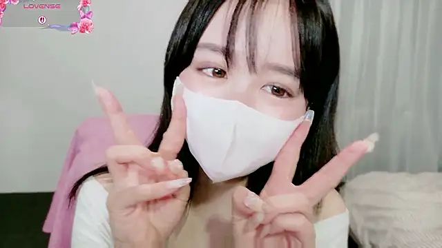 Anne Anne chan online show from 10-15-25, 10:26