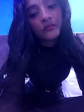 Snapshot of romantic_couple1 chatting on 09-14-25, 02:00 romantic couple1 online show from 09-14-25, 02:00