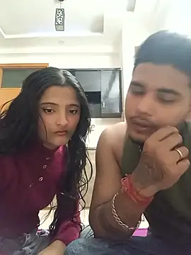 romantic couple1 online show from 11-30-25, 12:14