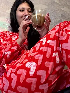 Snapshot of PrincessYYara chatting on 10-08-25, 05:05 PrincessYYara online show from 10-08-25, 05:05