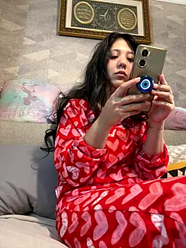 Snapshot of PrincessYYara chatting on 10-11-25, 07:40 PrincessYYara online show from 10-11-25, 07:40