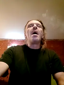 Snapshot of Kuba_Gd chatting on 11-20-25, 02:45 Kuba Gd online show from 11-20-25, 02:45