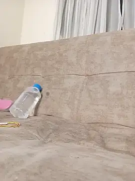 Marian Zeller online show from 10-20-25, 09:10