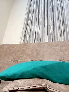 Marian Zeller online show from 10-28-25, 09:13