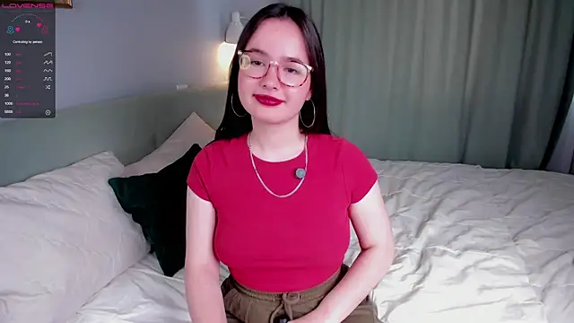 WildaBisom online show from 10-07-25, 02:53