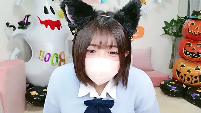 Hinata Sun online show from 10-27-25, 10:30