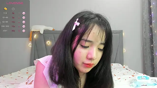 qimiiqo online show from 04-08-26, 04:51