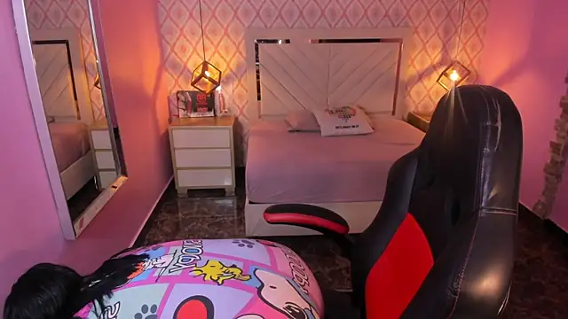 CHRISTY TEIGEN4 online show from 03-27-26, 07:46