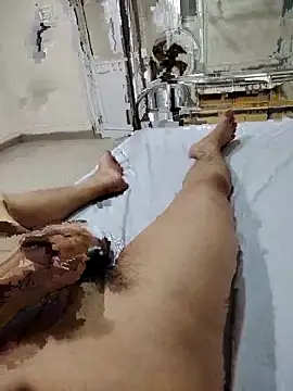 Snapshot of mousebb02 chatting on 11-04-25, 02:05 mousebb02 online show from 11-04-25, 02:05