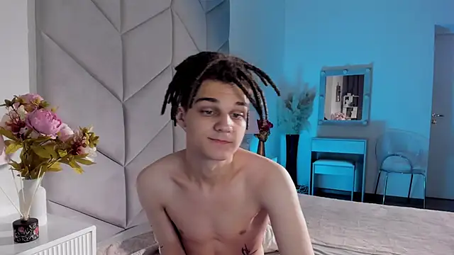 Snapshot of Willie_Miler chatting on 11-13-25, 05:28 Willie Miler online show from 11-13-25, 05:28