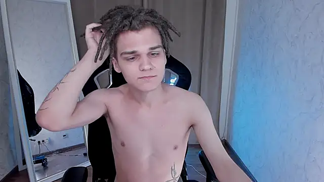 Snapshot of Willie_Miler chatting on 11-22-25, 05:39 Willie Miler online show from 11-22-25, 05:39