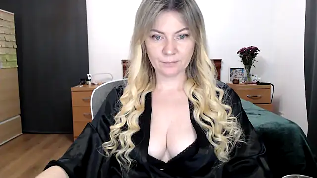 Snapshot of ParadiseAlina chatting on 11-09-25, 05:55 ParadiseAlina online show from 11-09-25, 05:55