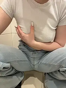 Cumonmme online show from 12-20-25, 09:11