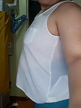 hotlyn45 online show from 01-15-26, 04:06