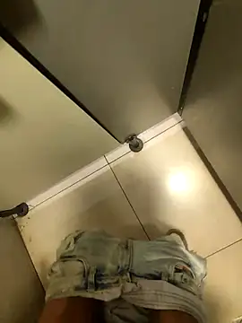 Snapshot of biswasb900 chatting on 10-01-25, 11:44 biswasb900 online show from 10-01-25, 11:44