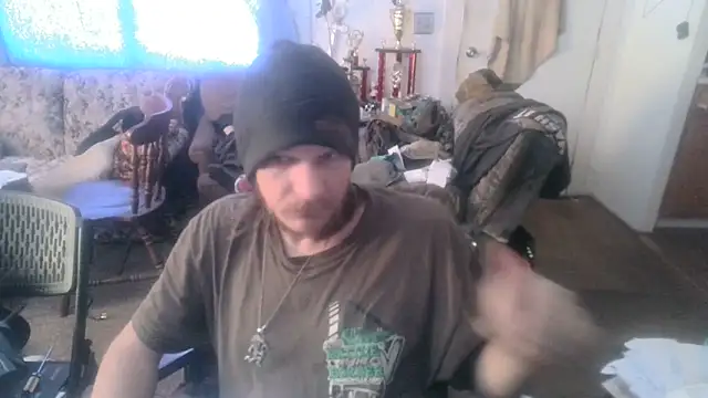 Poundtown1226 online show from 12-14-25, 03:50