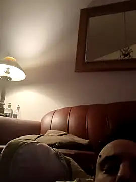 Snapshot of Marizoka chatting on 11-12-25, 04:57 Marizoka online show from 11-12-25, 04:57