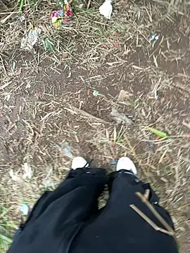 Snapshot of anhkiet_huang chatting on 10-11-25, 09:19 anhkiet huang online show from 10-11-25, 09:19