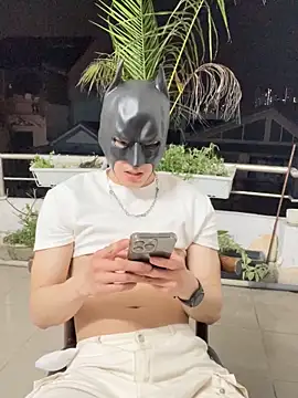 Snapshot of anhkiet_huang chatting on 11-11-25, 01:22 anhkiet huang online show from 11-11-25, 01:22