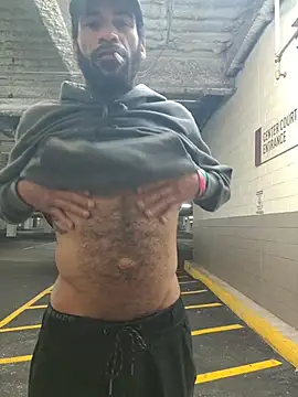 Snapshot of GuyInNY chatting on 11-24-25, 05:12 GuyInNY online show from 11-24-25, 05:12