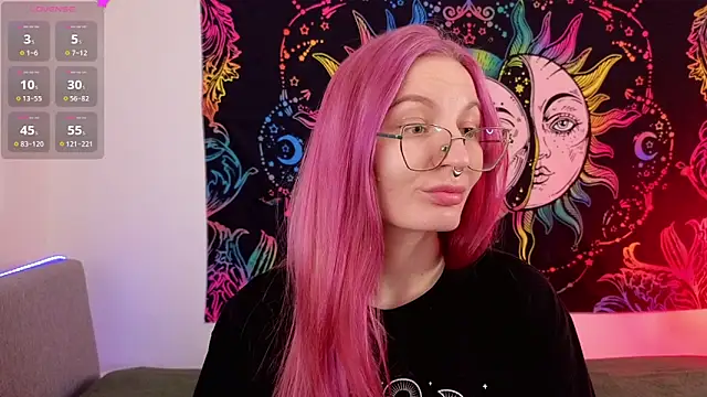 Snapshot of aurea_filix chatting on 11-04-25, 05:45 aurea filix online show from 11-04-25, 05:45