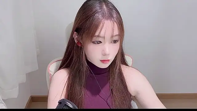 Snapshot of Xiao-runbao chatting on 10-03-25, 01:19 Xiao-runbao online show from 10-03-25, 01:19