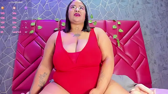 Snapshot of CynthiaGale chatting on 03-24-26, 01:43 CynthiaGale online show from 03-24-26, 01:43