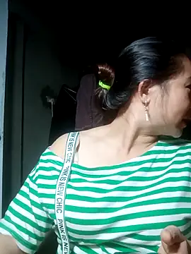 Snapshot of suki-lady chatting on 11-07-25, 02:17 suki-lady online show from 11-07-25, 02:17