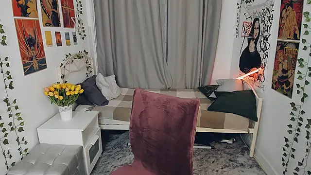 nazu chan online show from 10-10-25, 11:09