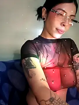 scarlet venom online show from 11-26-25, 02:40