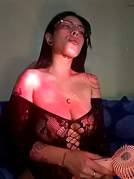 scarlet venom online show from 11-27-25, 02:52